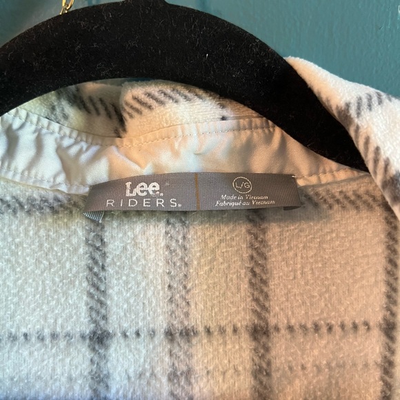 Lee white Women's Flannel - Picture 3 of 3
